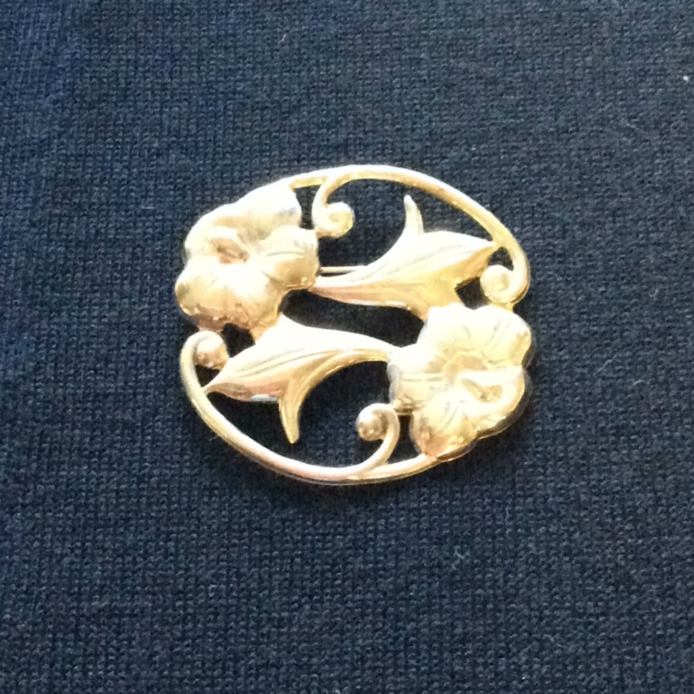 Vintage Golden Brooche